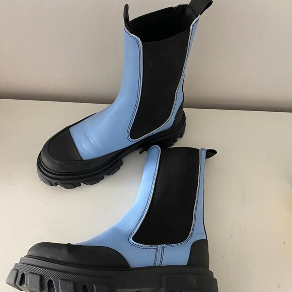 Ganni Mid Chelsea Boot - Picture 4 of 6